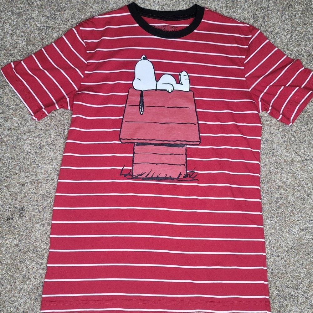 Peanuts Snoopy T-shirt